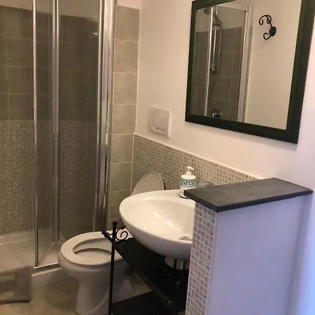 Casa Caldiero #6 *